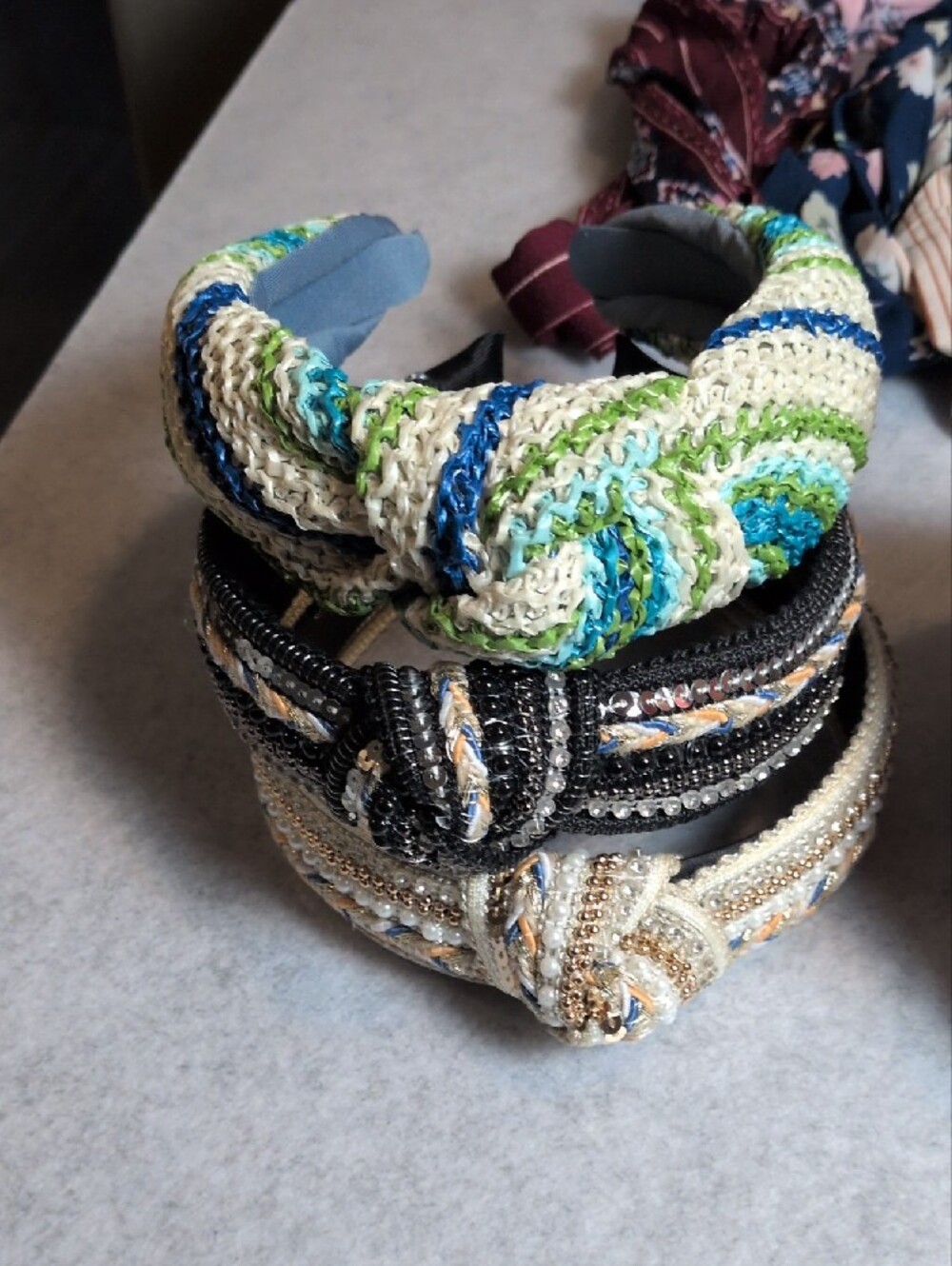 35 Assorted Women's Headbands Bundle new without tags - Picture 4 of 6